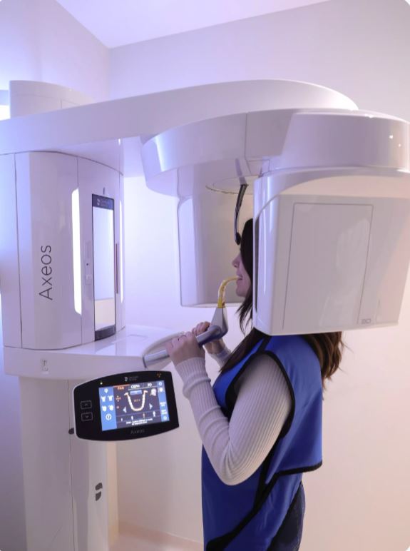 Axeos CBCT Dentsply Sirona pour scanner dentaire 3D sur place à la clinique Gaia de Tirana