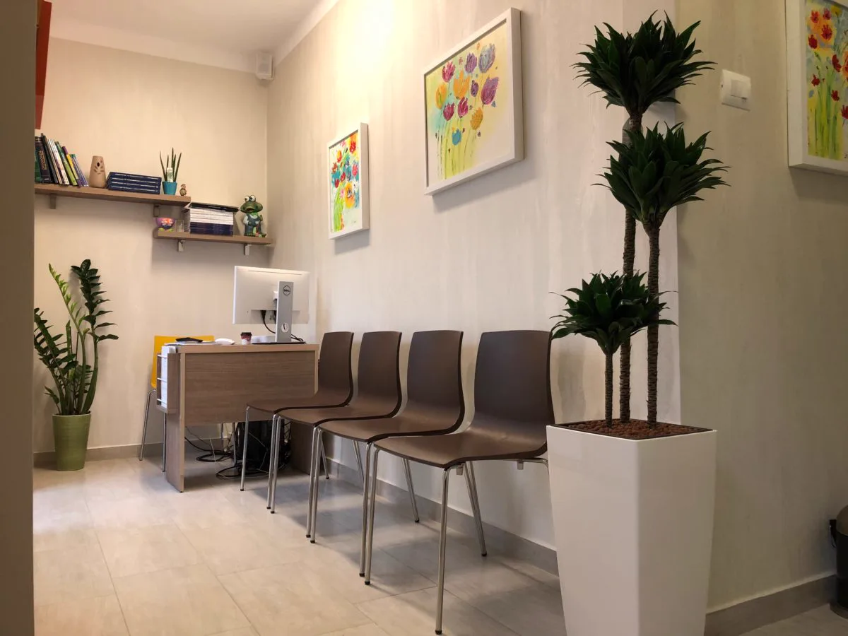 Kokona, Tirana — contacter sur WhatsApp
